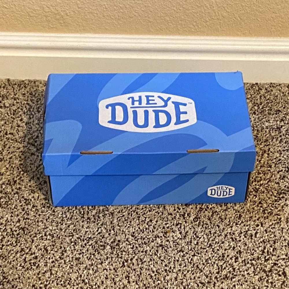 Brand New In Box Hey Dudes - Picture 7 of 11